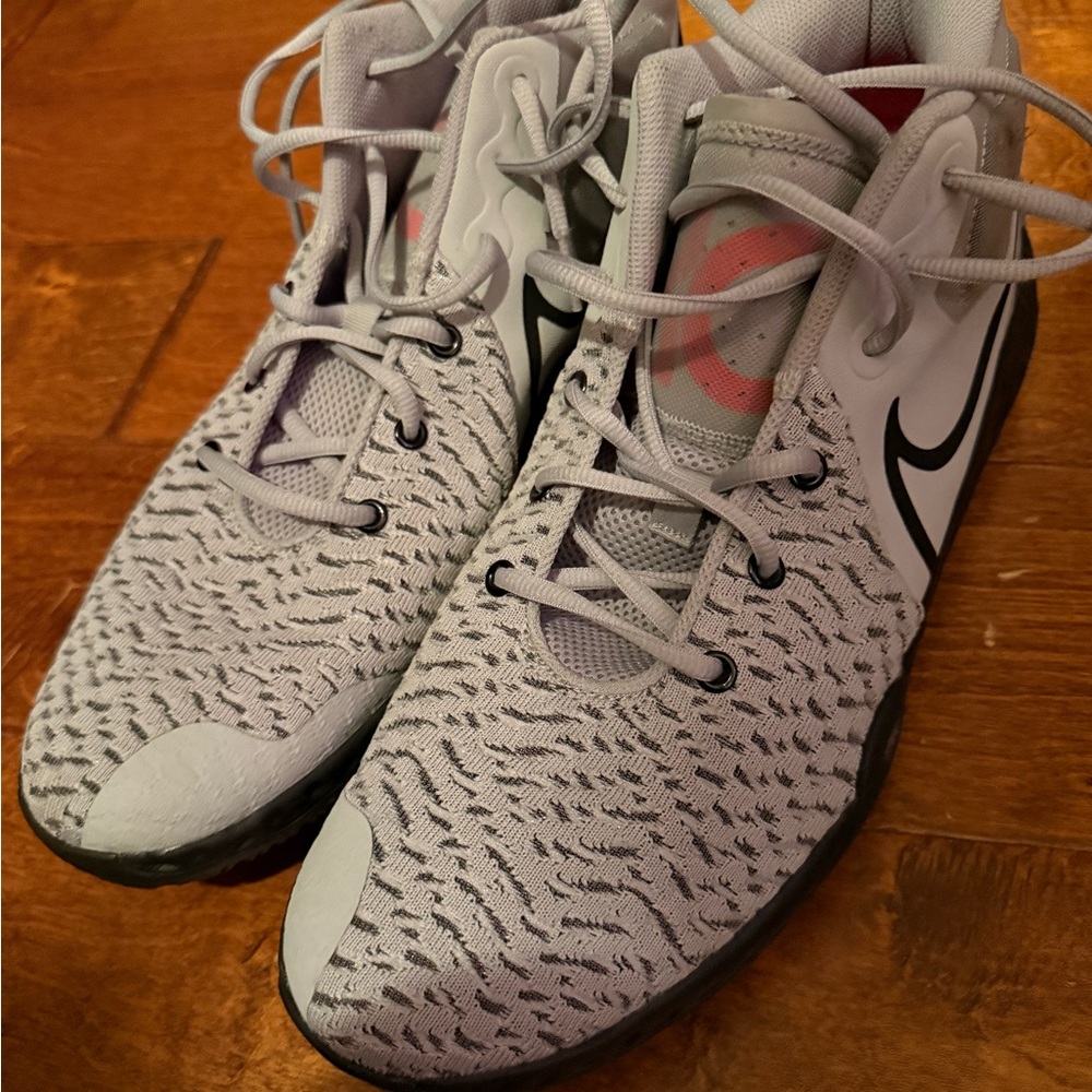 Nike Light Gray and Black Sneakers